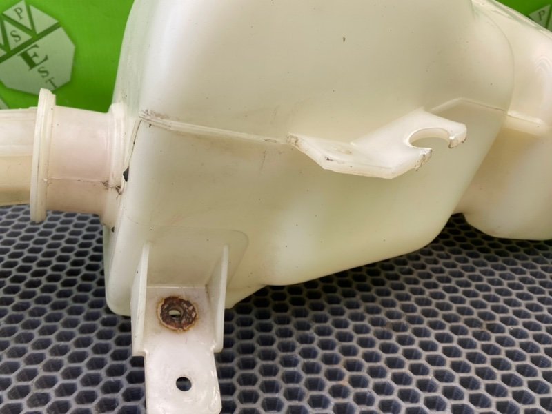 Бачок стеклоомывателя, 2100 рублей, Калининград