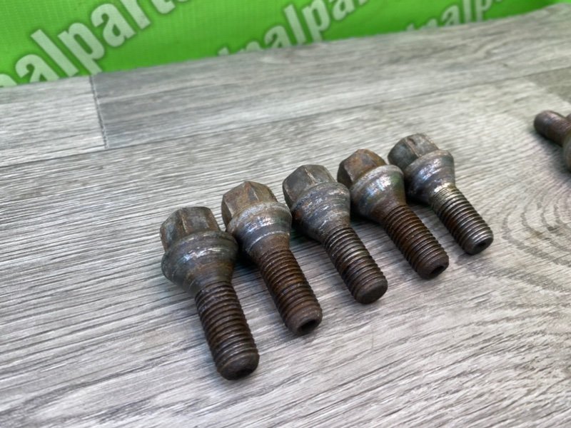 Колесные болты, 1700 рублей, Тверь