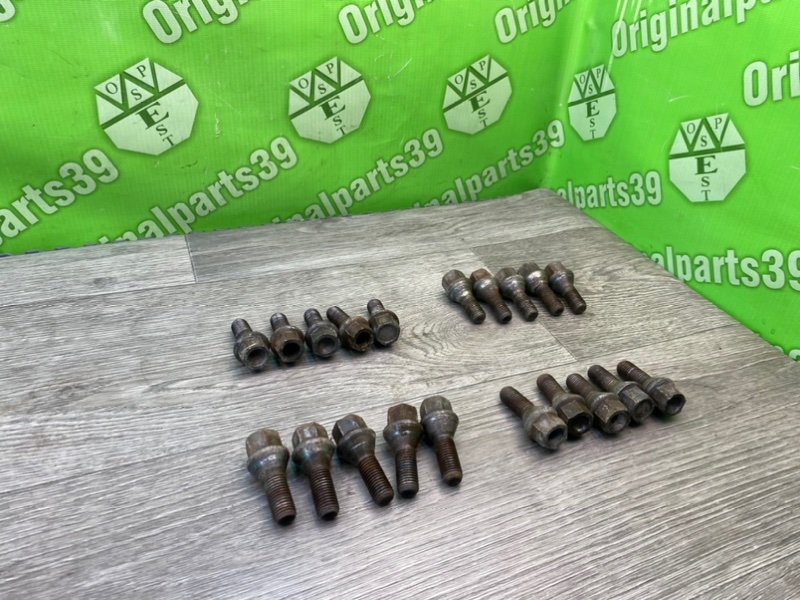 Колесные болты, 1700 рублей, Тверь