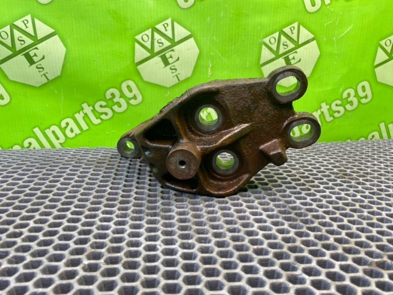 Кронштейн двигателя, 1000 рублей, Калининград