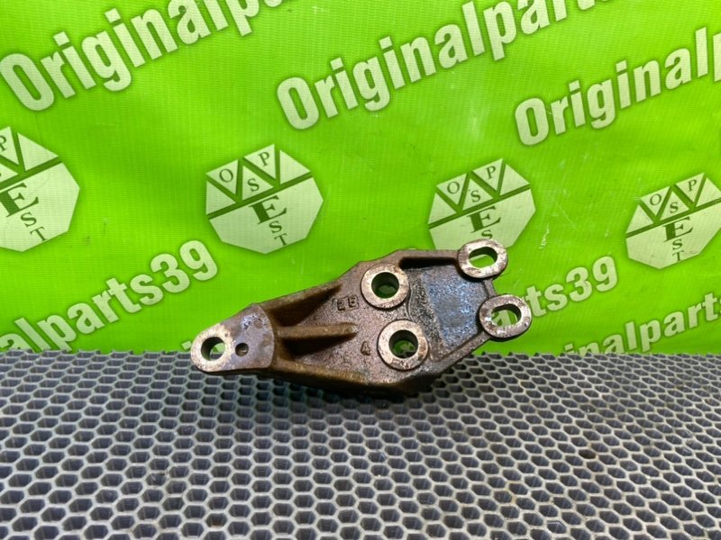 Кронштейн двигателя, 1000 рублей, Калининград