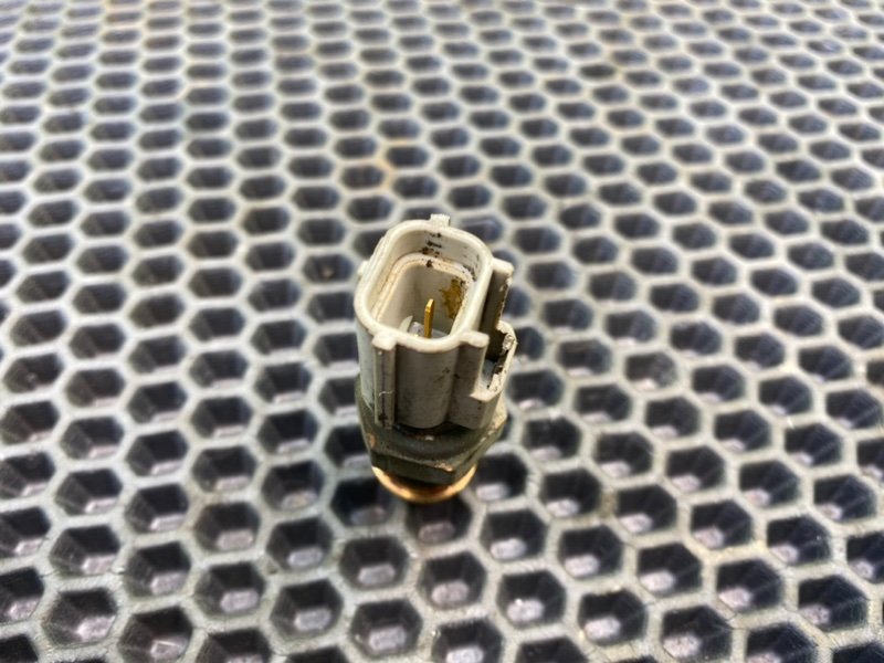 Датчик температуры охлаждающей жидкости, 600 рублей, Калининград