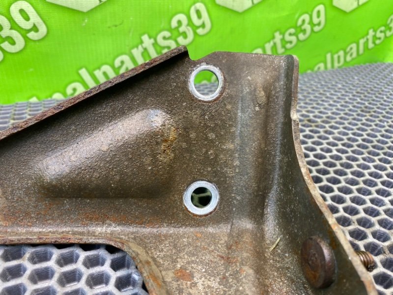 Кронштейн, 3400 рублей, Калининград