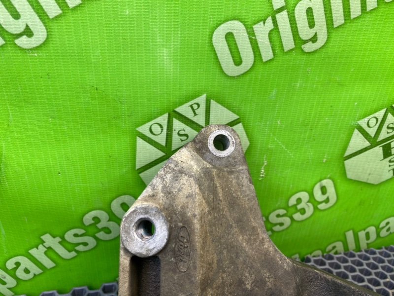 Кронштейн компрессора кондиционера, 700 рублей, Калининград