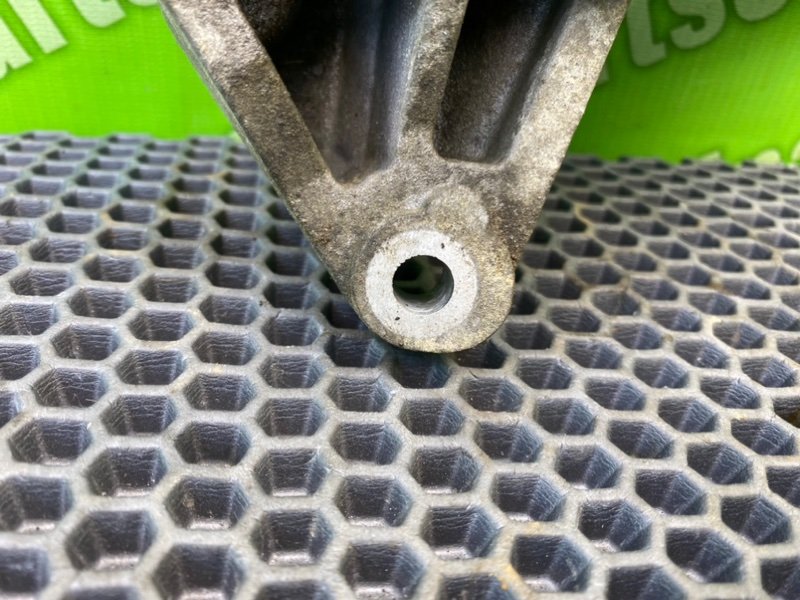 Кронштейн компрессора кондиционера, 700 рублей, Калининград