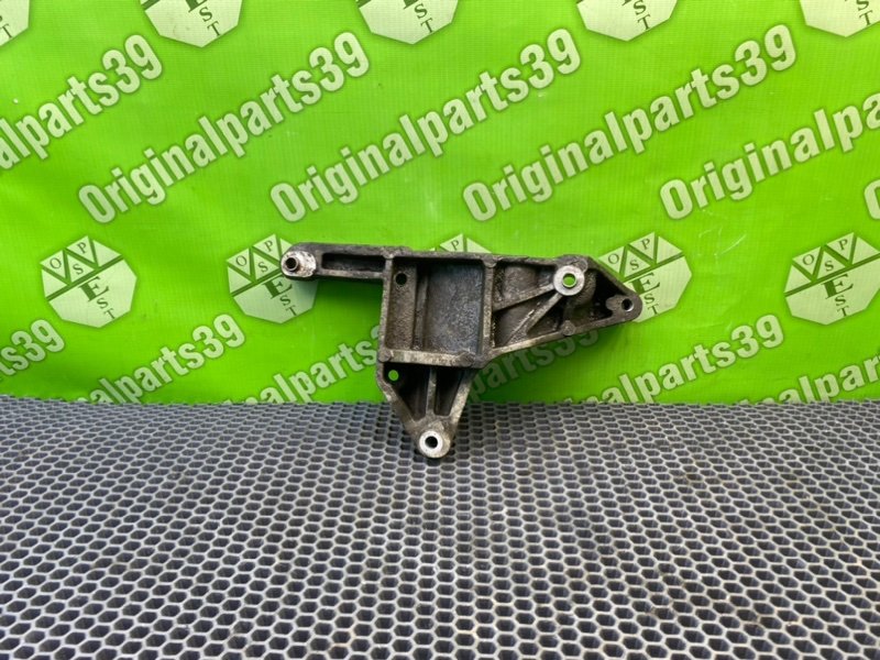 Кронштейн компрессора кондиционера, 700 рублей, Калининград