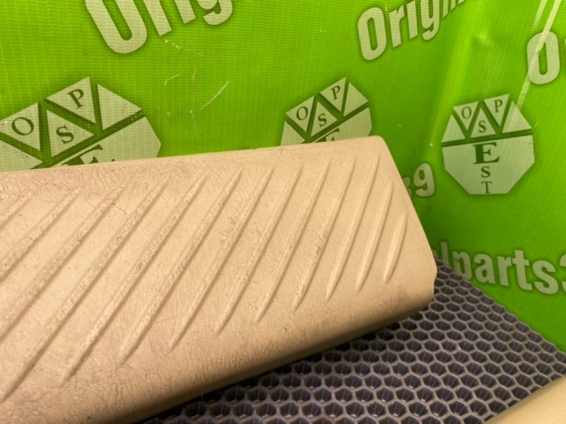 Накладки порогов, 2000 рублей, Калининград