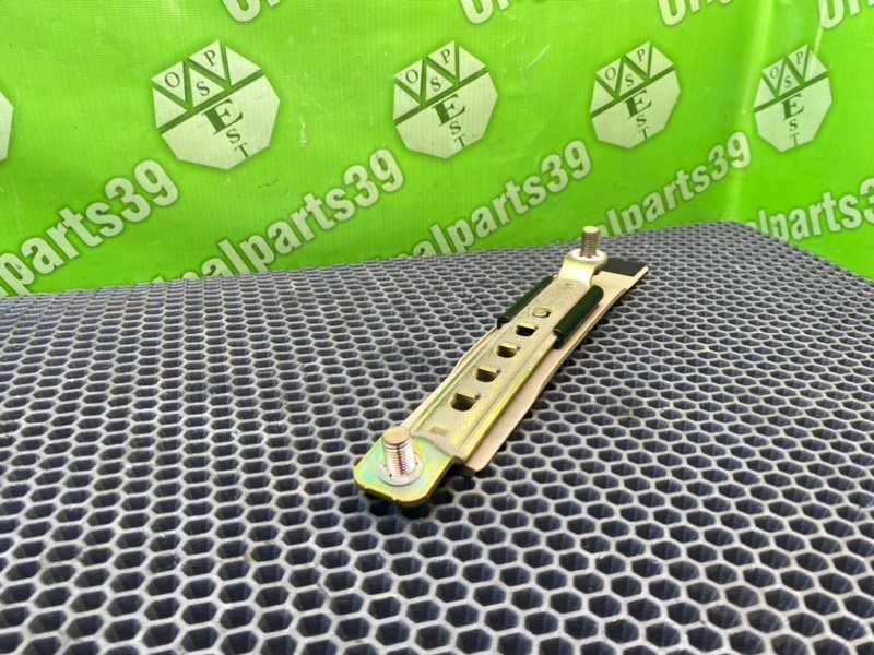 Кронштейн, 700 рублей, Калининград