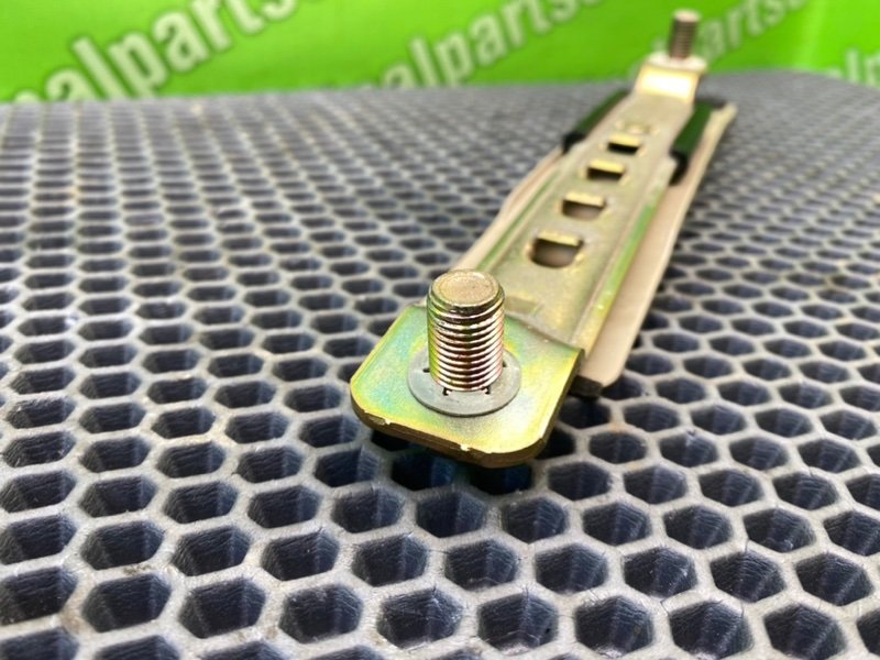 Кронштейн, 700 рублей, Калининград