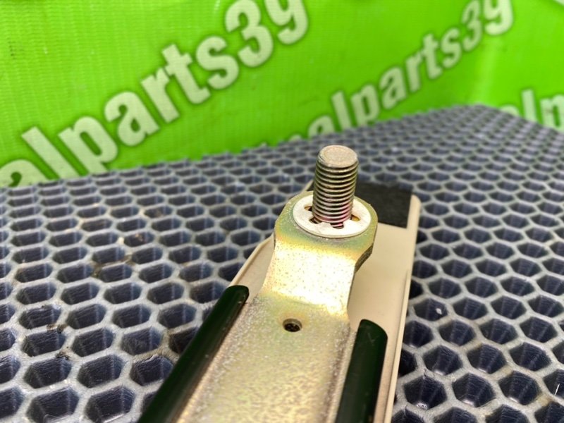 Кронштейн, 700 рублей, Калининград