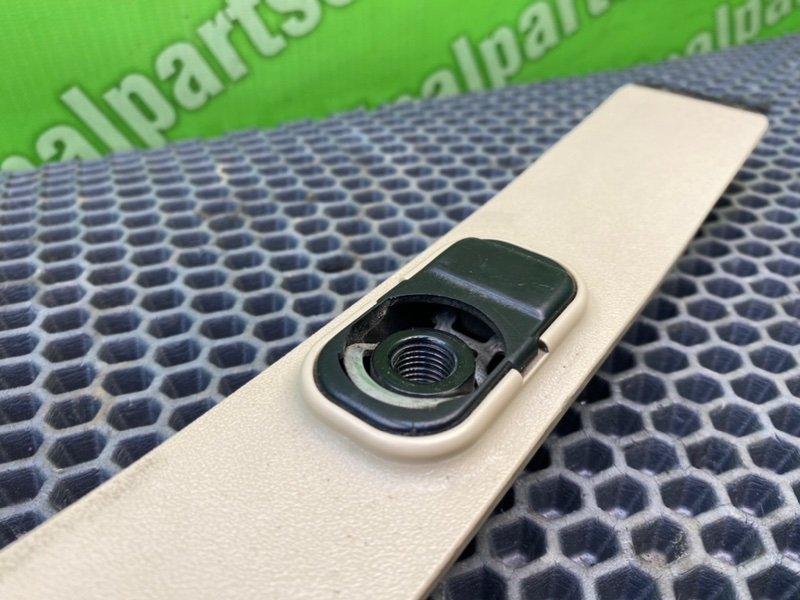 Кронштейн, 700 рублей, Калининград