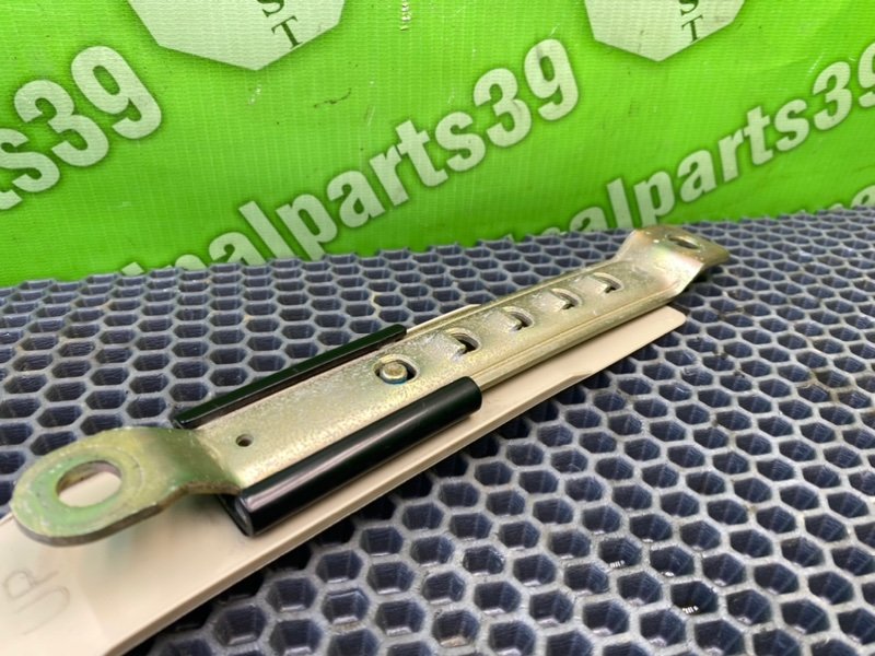 Кронштейн, 700 рублей, Калининград