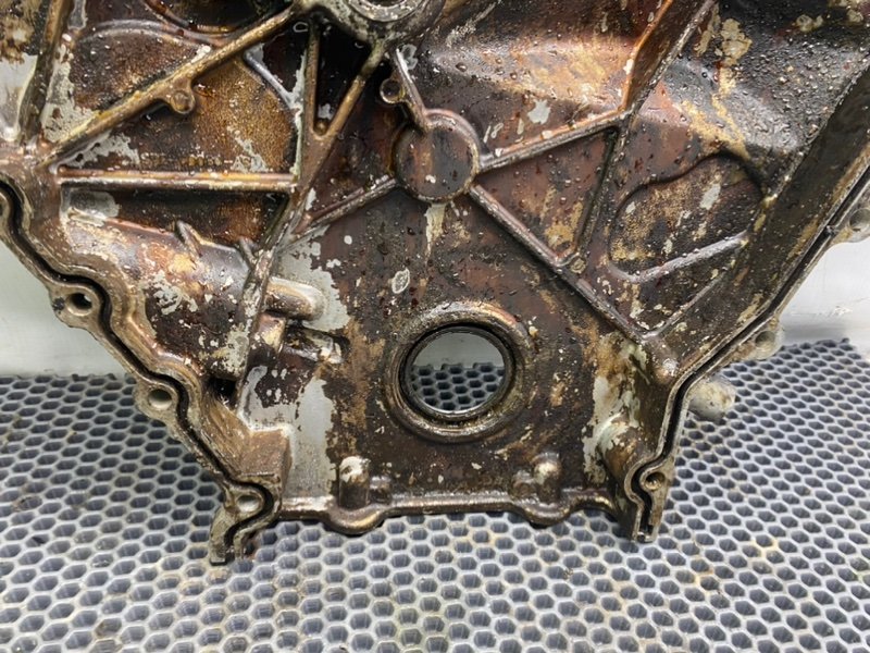 Лобовина двигателя, 1000 рублей, Калининград