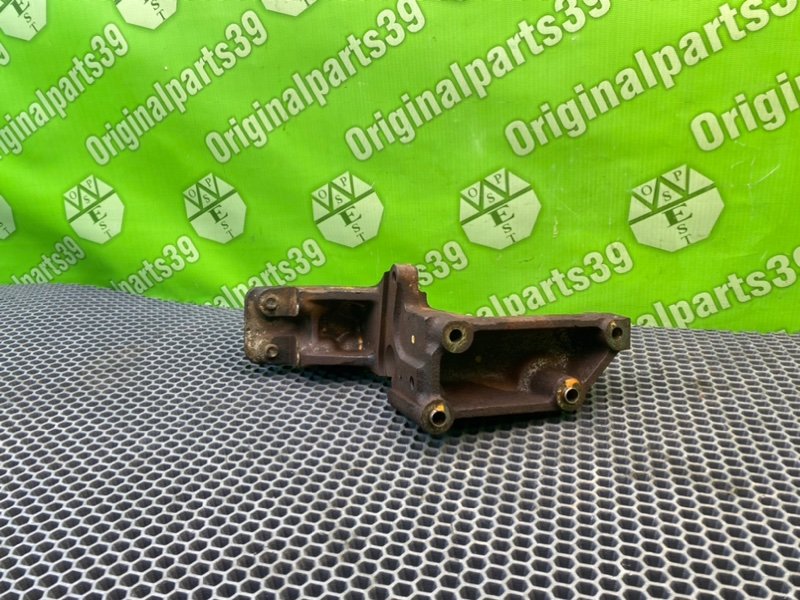 Кронштейн двигателя, 900 рублей, Калининград