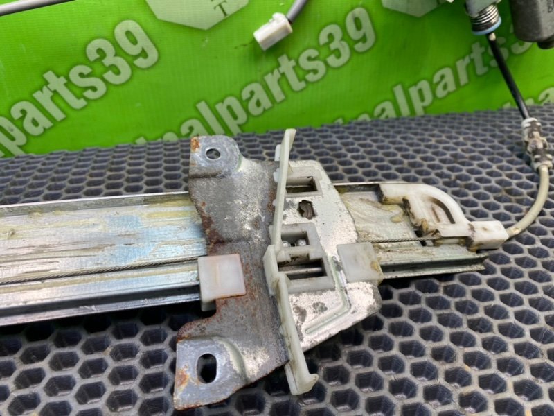 Стеклоподъемник, 2100 рублей, Калининград