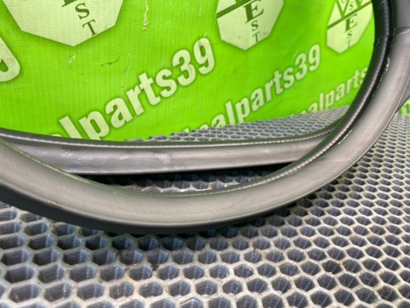 Уплотнитель стекла, 1000 рублей, Калининград