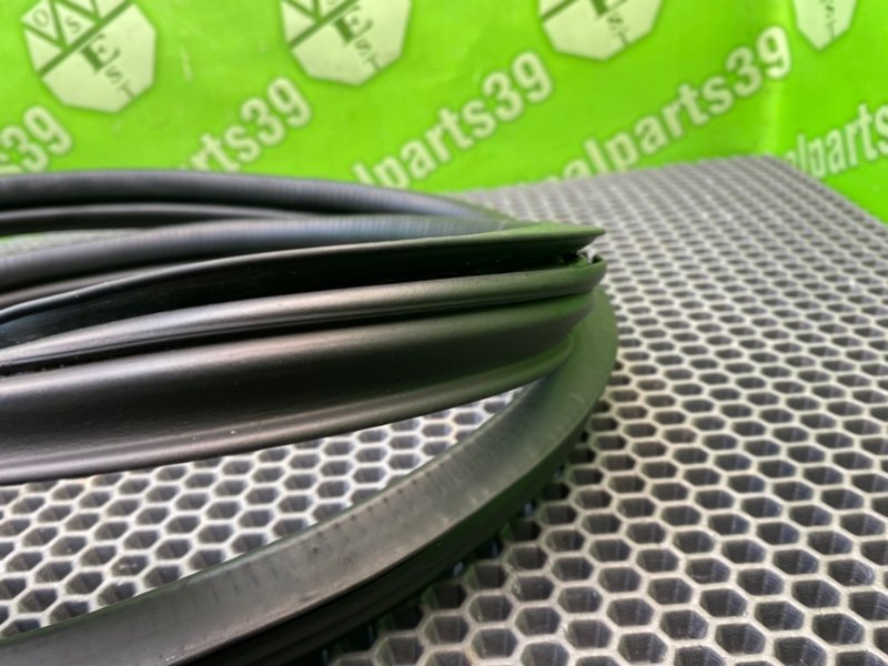 Уплотнитель стекла, 1000 рублей, Калининград