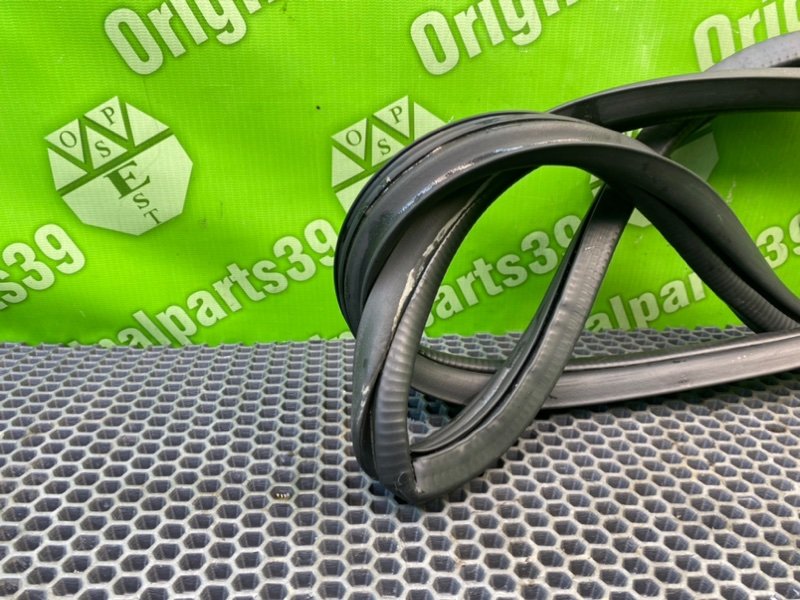 Уплотнитель стекла, 1000 рублей, Калининград