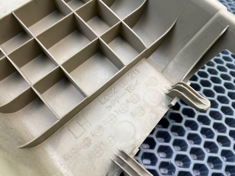 Накладка стойки, 600 рублей, Калининград