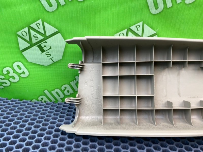 Накладка стойки, 600 рублей, Калининград