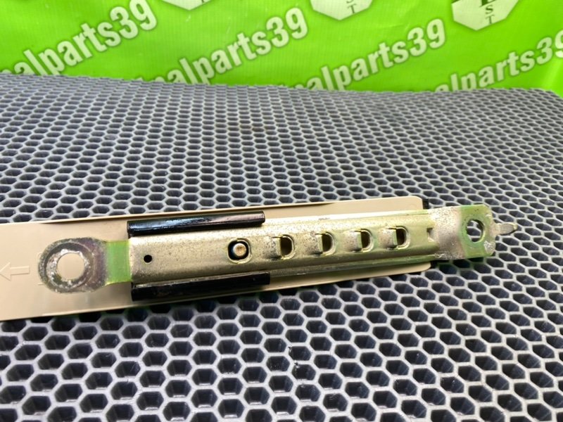 Кронштейн, 700 рублей, Калининград