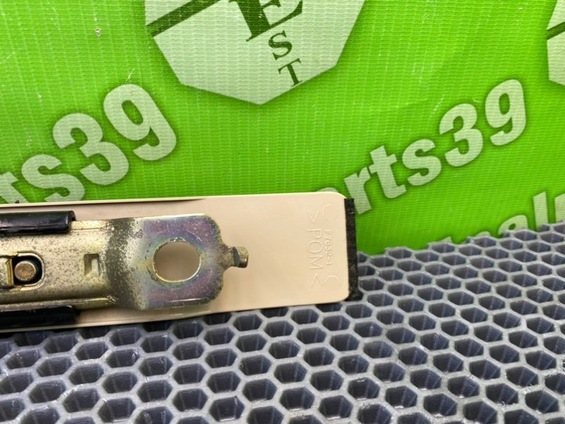 Кронштейн, 700 рублей, Калининград