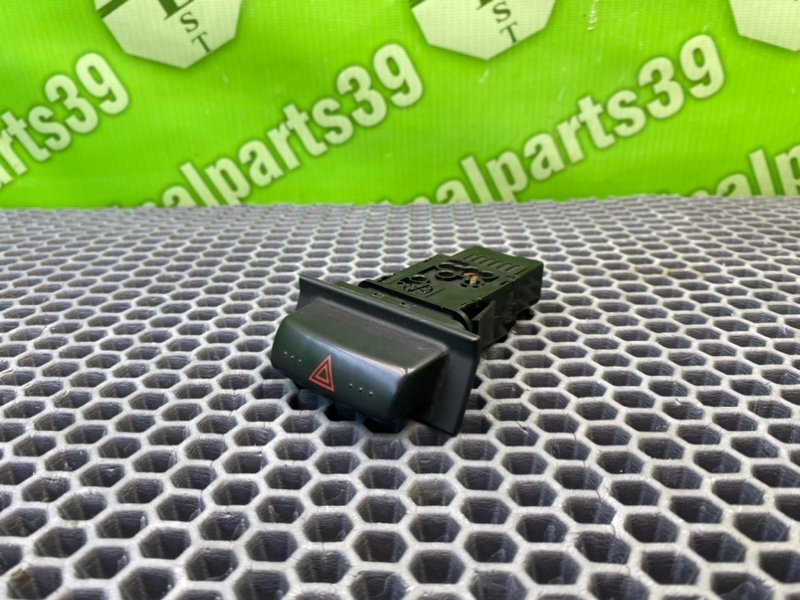 Кнопка аварийки, 500 рублей, Калининград