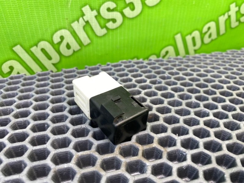 Реле, 1000 рублей, Калининград