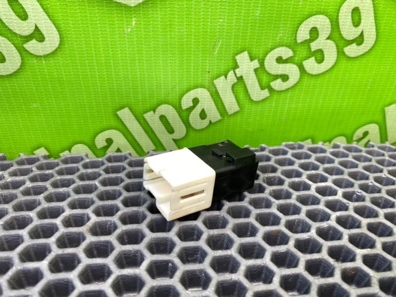 Реле, 1000 рублей, Калининград