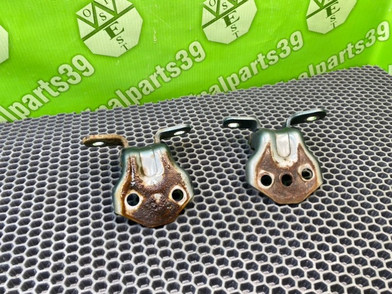 Петли дверей, 1600 рублей, Калининград