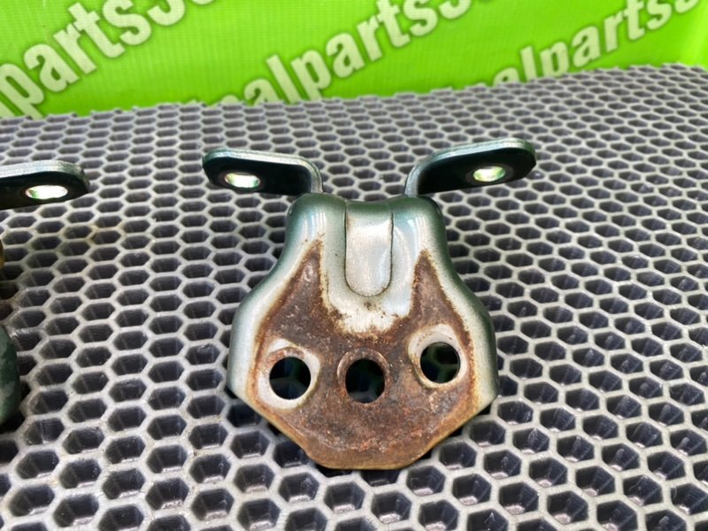 Петли дверей, 1600 рублей, Калининград