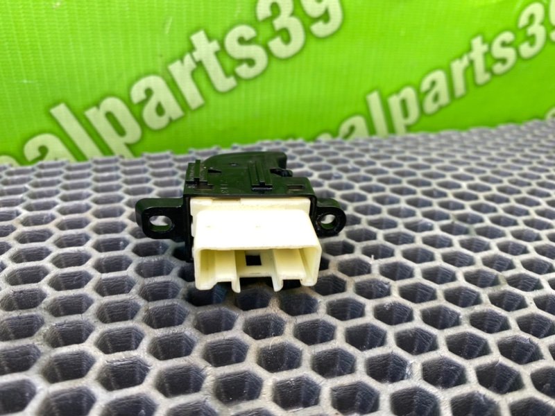 Кнопка эсп, 1000 рублей, Калининград