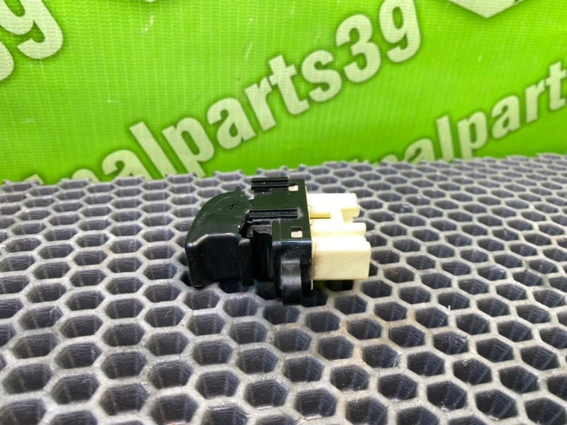 Кнопка эсп, 1000 рублей, Калининград