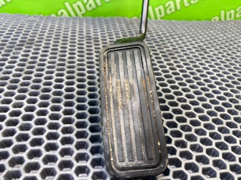 Педаль газа, 1400 рублей, Калининград