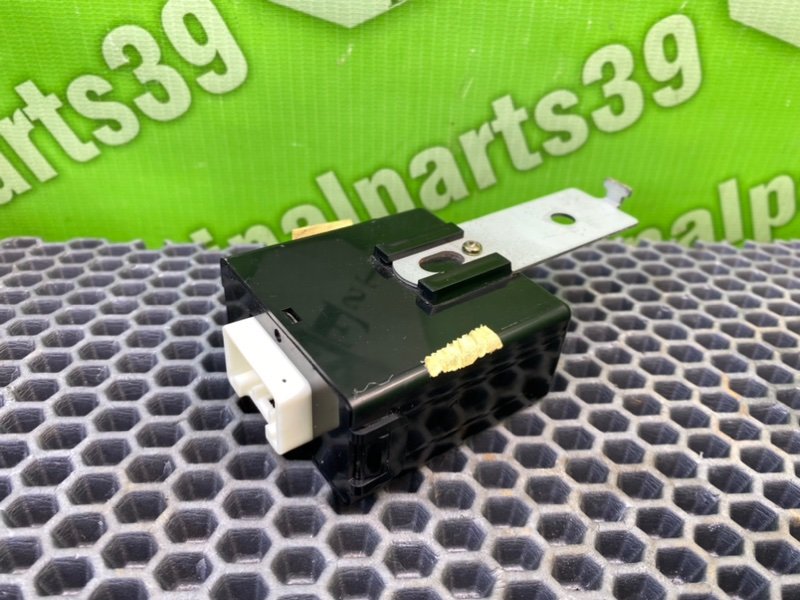 Блок управления центральным замком, 1200 рублей, Калининград