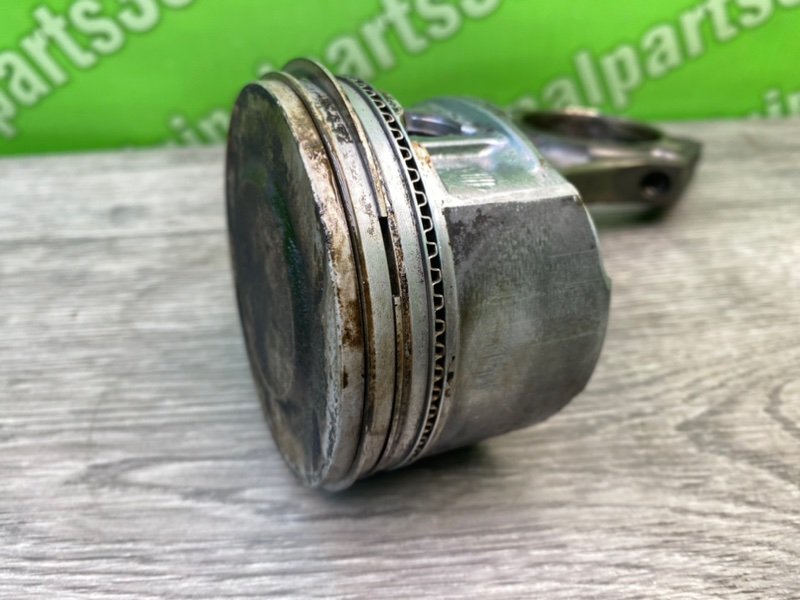 Поршень, 2000 рублей, Калининград