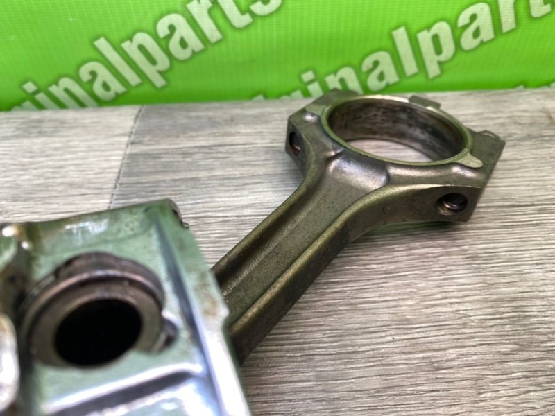 Поршень, 2000 рублей, Калининград