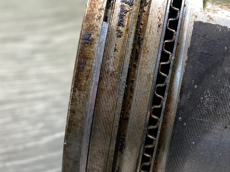 Поршень, 2000 рублей, Калининград