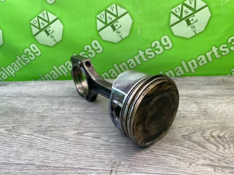 Поршень, 2000 рублей, Калининград