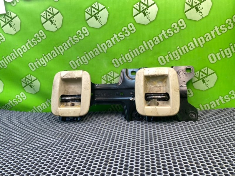 Кронштейн сиденья, 2100 рублей, Калининград