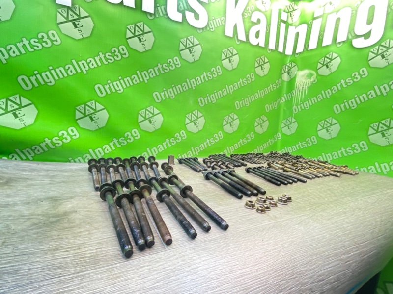 Болты двигателя, 3200 рублей, Калининград