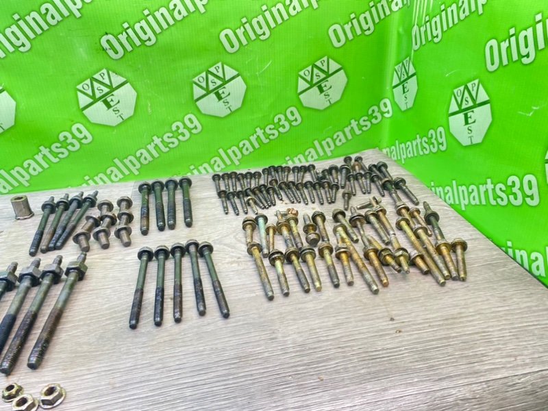 Болты двигателя, 3200 рублей, Калининград