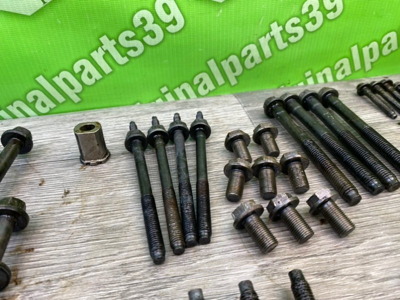 Болты двигателя, 3200 рублей, Калининград