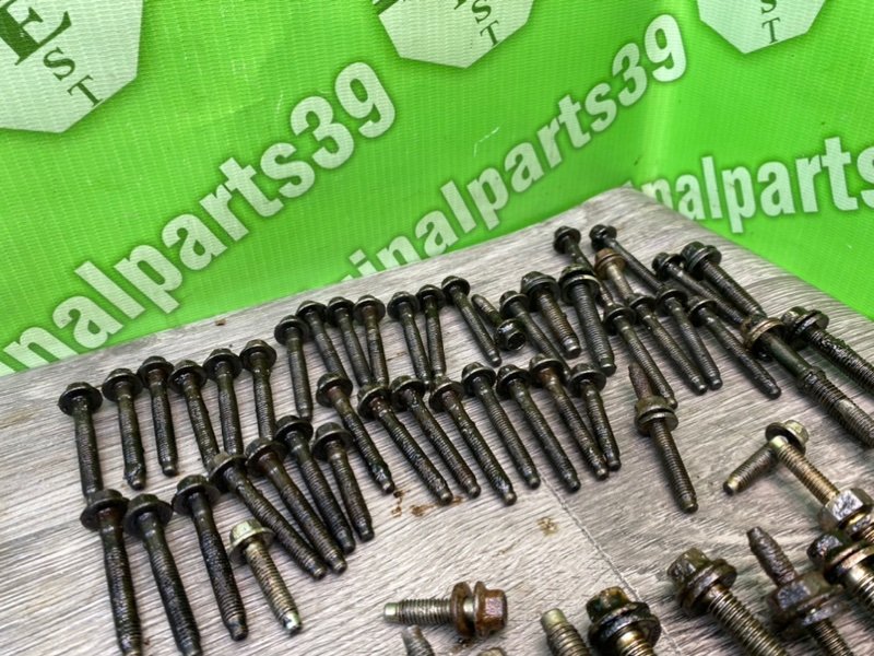 Болты двигателя, 3200 рублей, Калининград