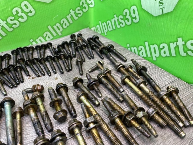 Болты двигателя, 3200 рублей, Калининград