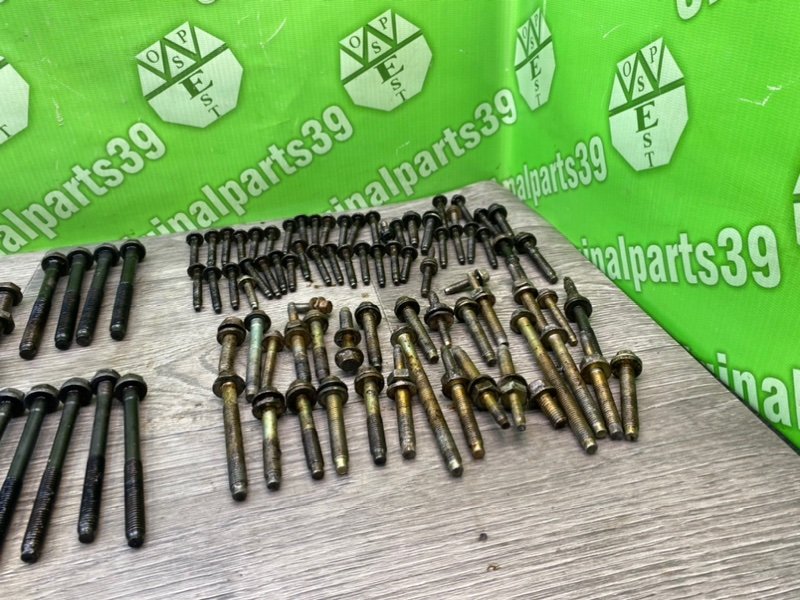 Болты двигателя, 3200 рублей, Калининград