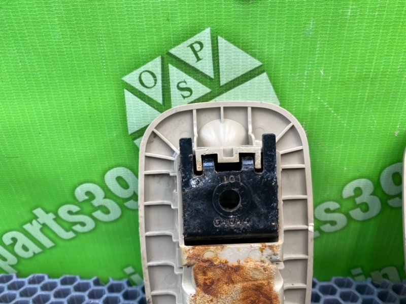 Крепление ремня безопасности, 1000 рублей, Калининград