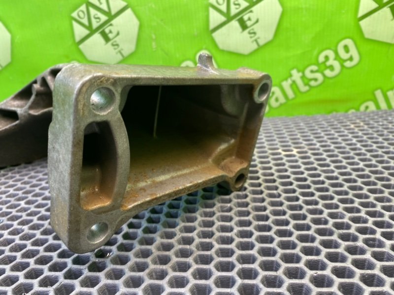 Кронштейн опоры двигателя, 1400 рублей, Калининград