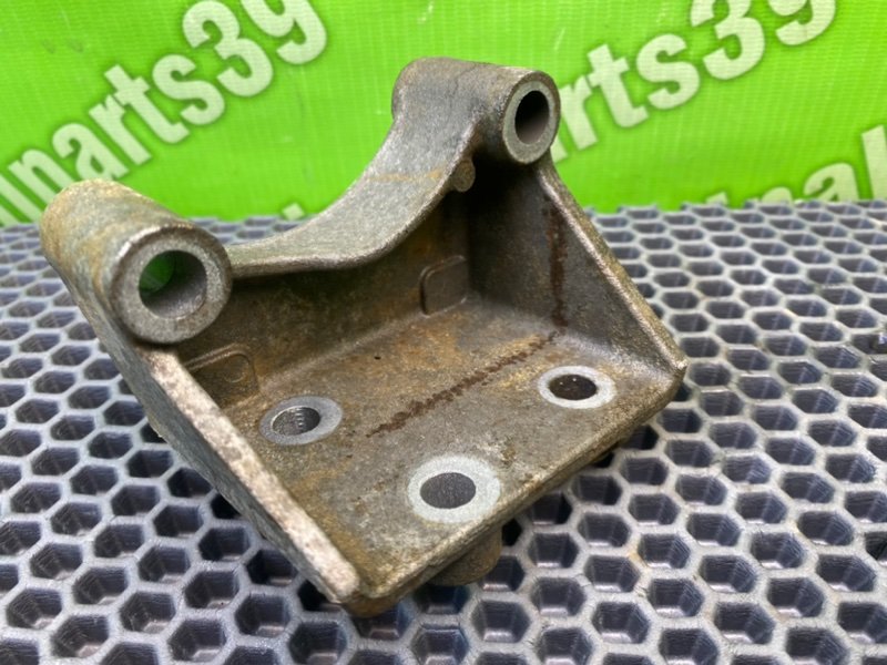 Кронштейн двигателя, 1000 рублей, Калининград