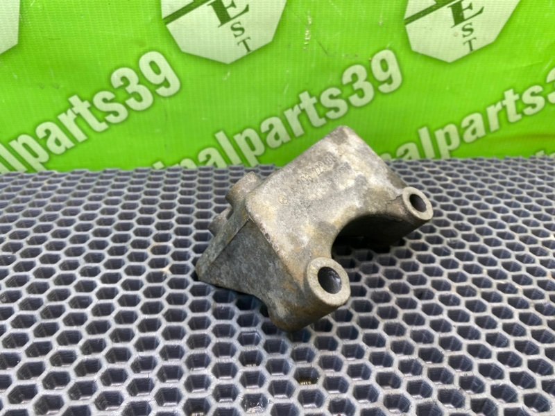 Кронштейн двигателя, 1000 рублей, Калининград